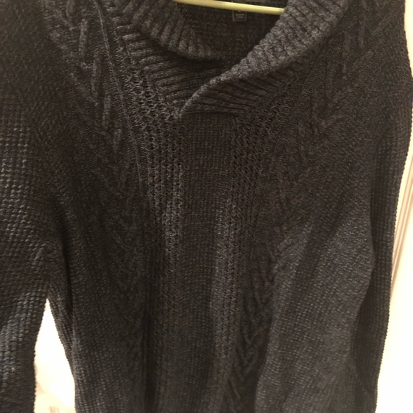 Banana Republic Sweater - Picture 2 of 3